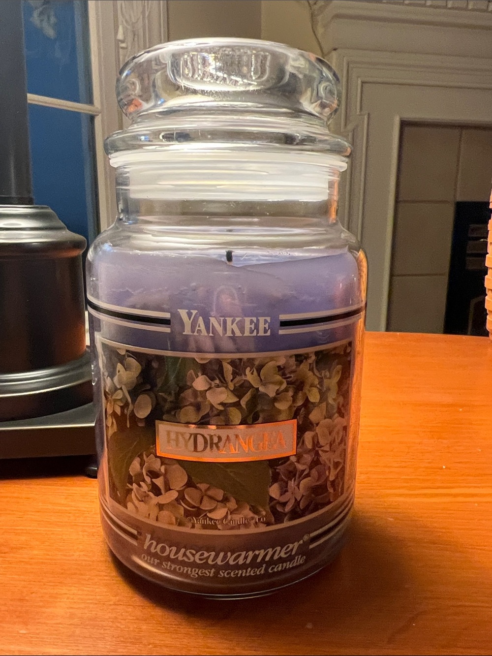 Yankee Candle Hydrangea Jar Candle - Rare Black Band - Slightly used